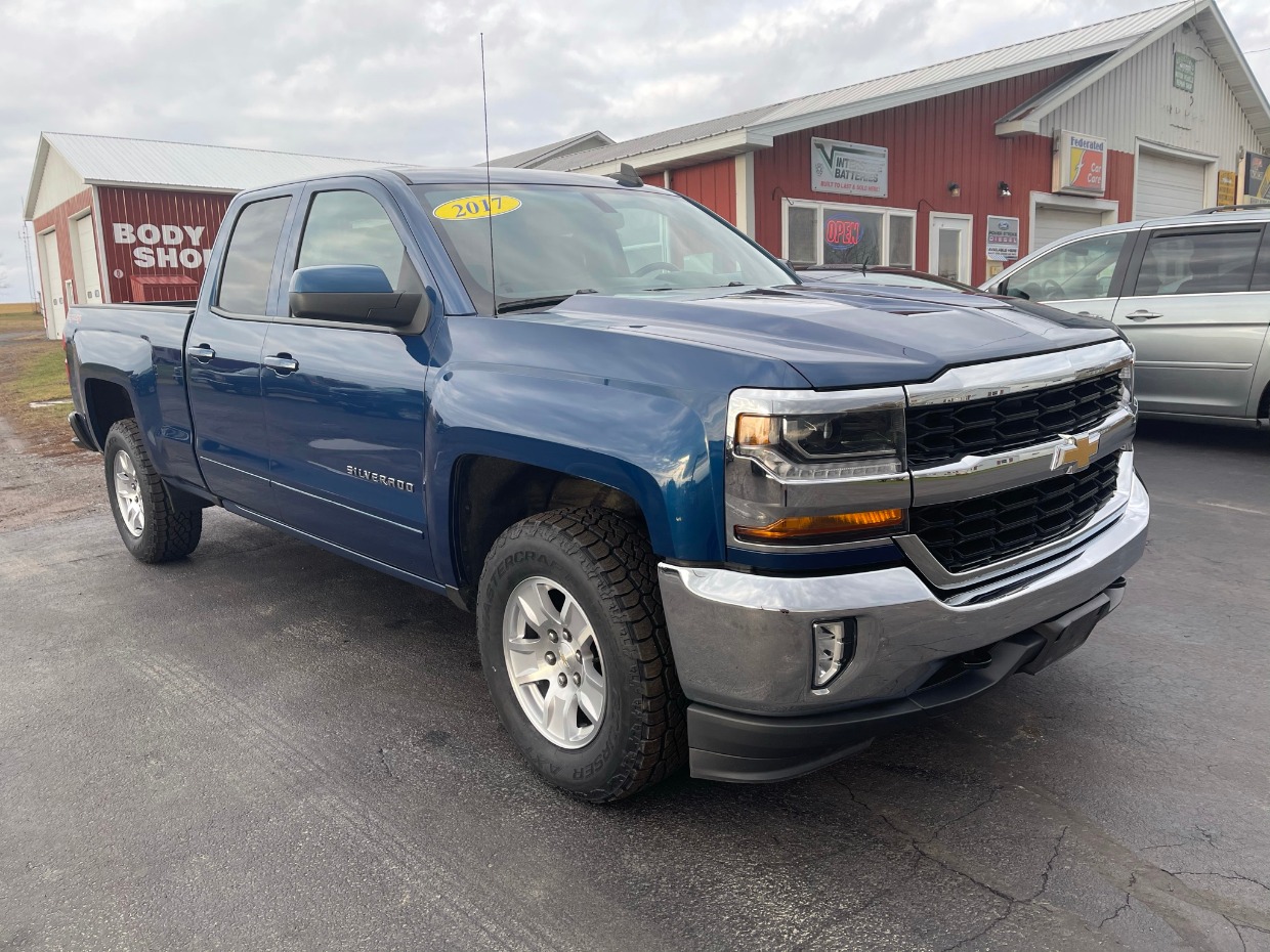 2017 Chevy Silverado Lt 