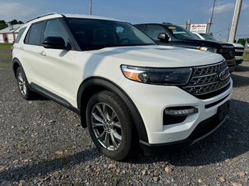 2020 Ford Explorer Limited's photo